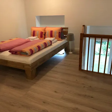 Italy * إنترلاكن